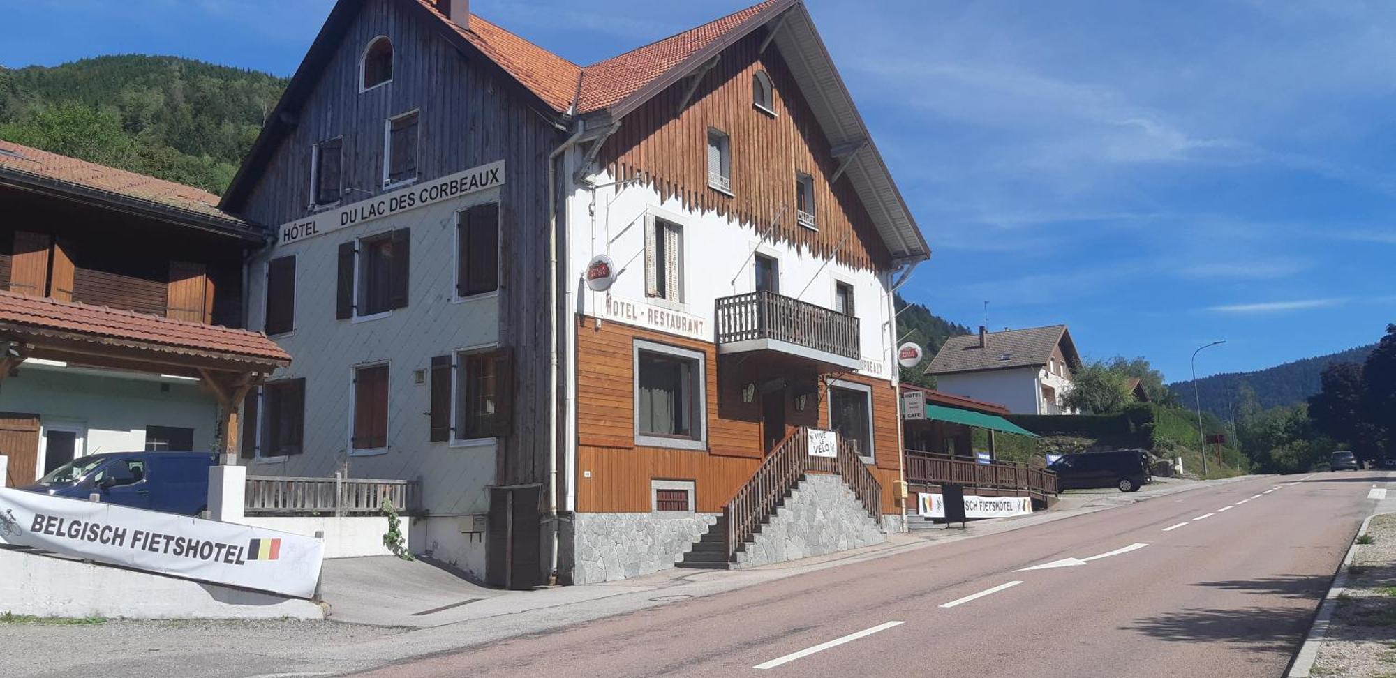 Hotel Du Lac Des Corbeaux ラ・ブレス エクステリア 写真