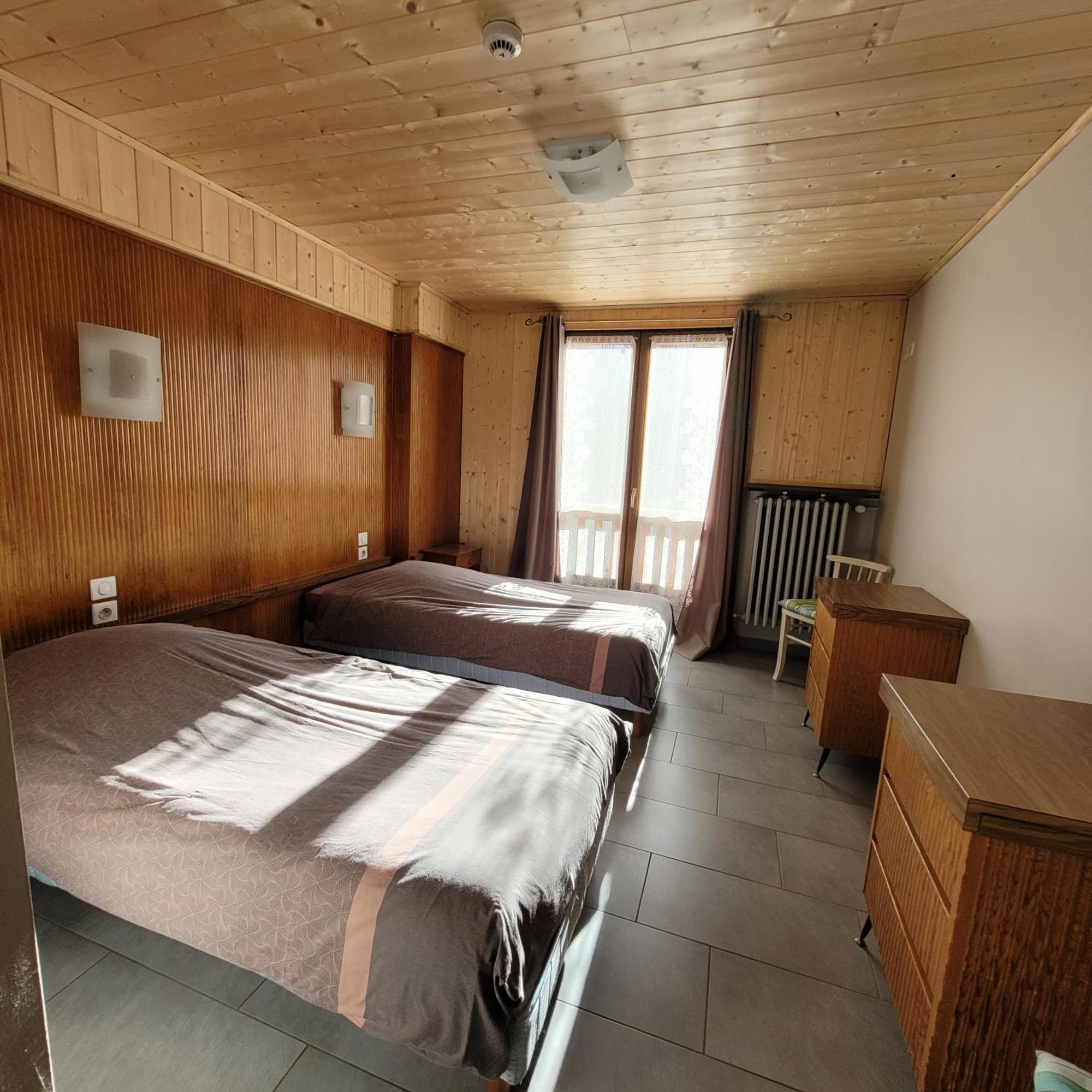 Hotel Du Lac Des Corbeaux ラ・ブレス エクステリア 写真